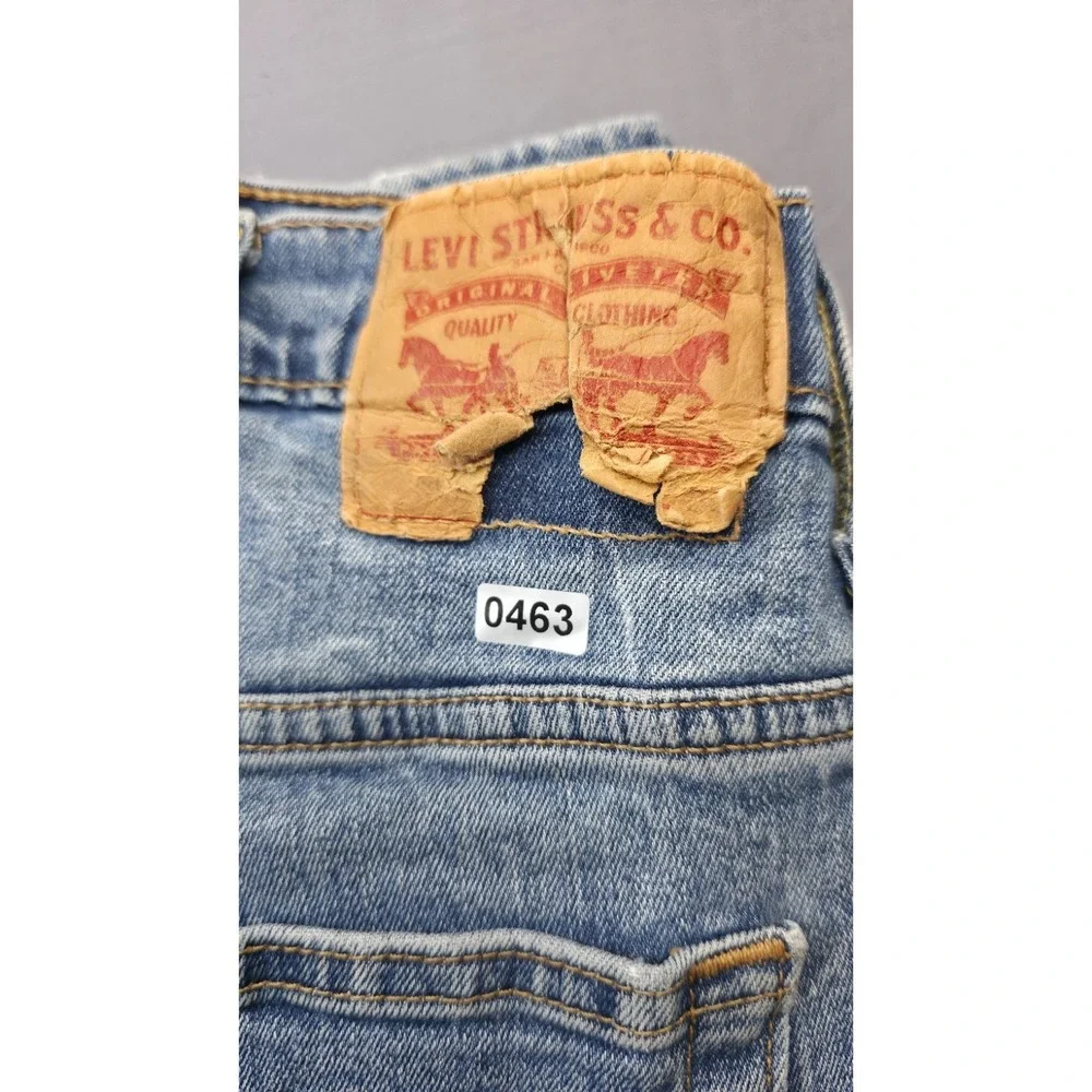 Levis levi 569